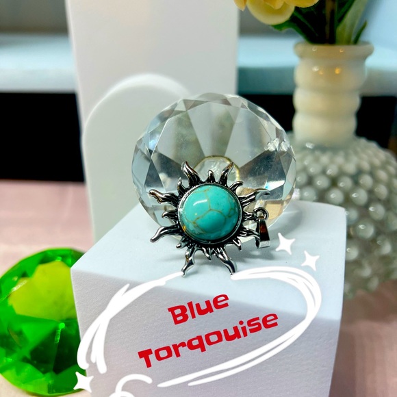 5 pc Random Healing Stone Pendant Semi Precious Stones Sun shape - Picture 6 of 12